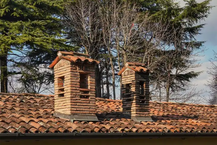 Why Maryland Homeowners Replace the Whole Roof